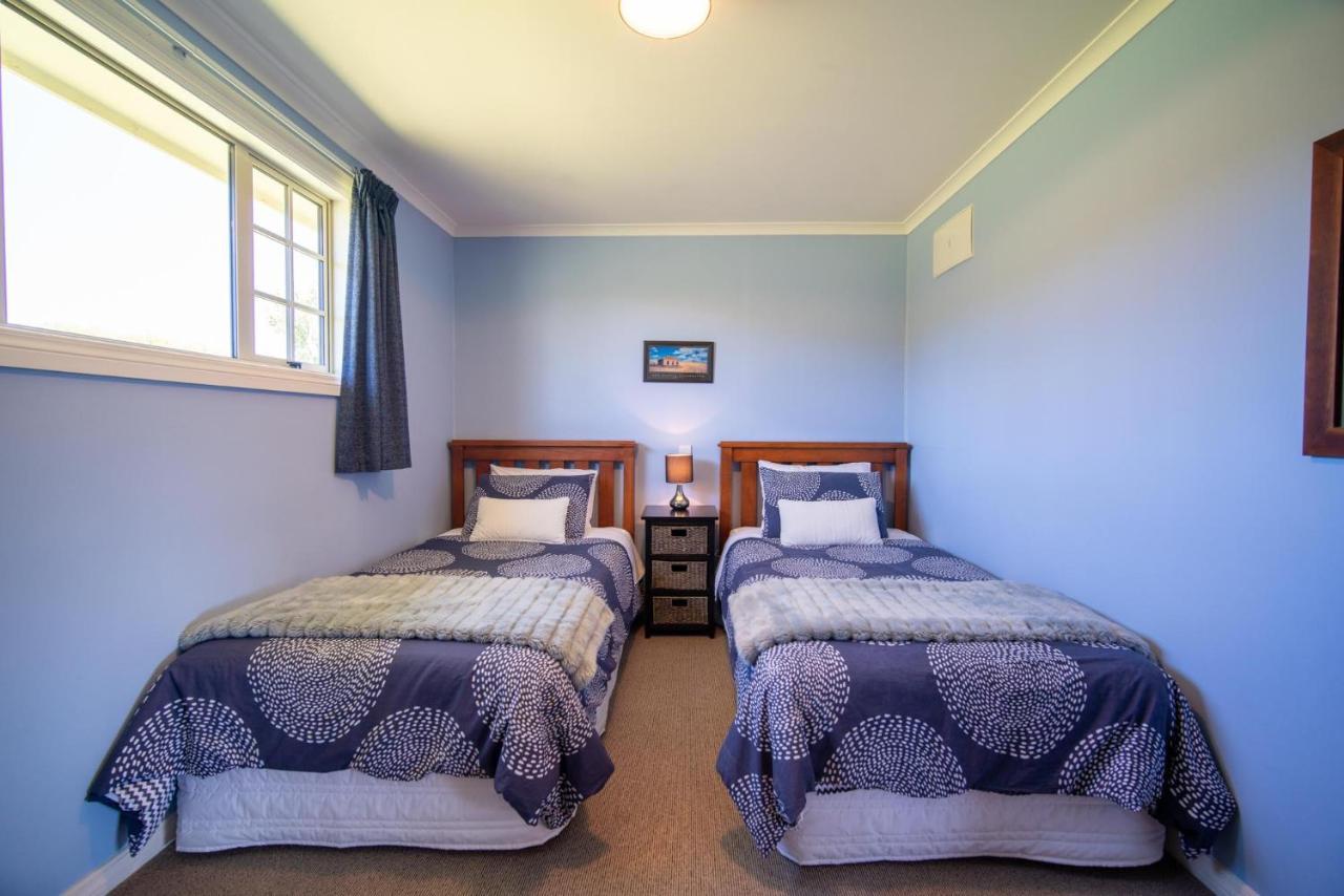 Blue Thistle Cottages Te Anau Exterior foto